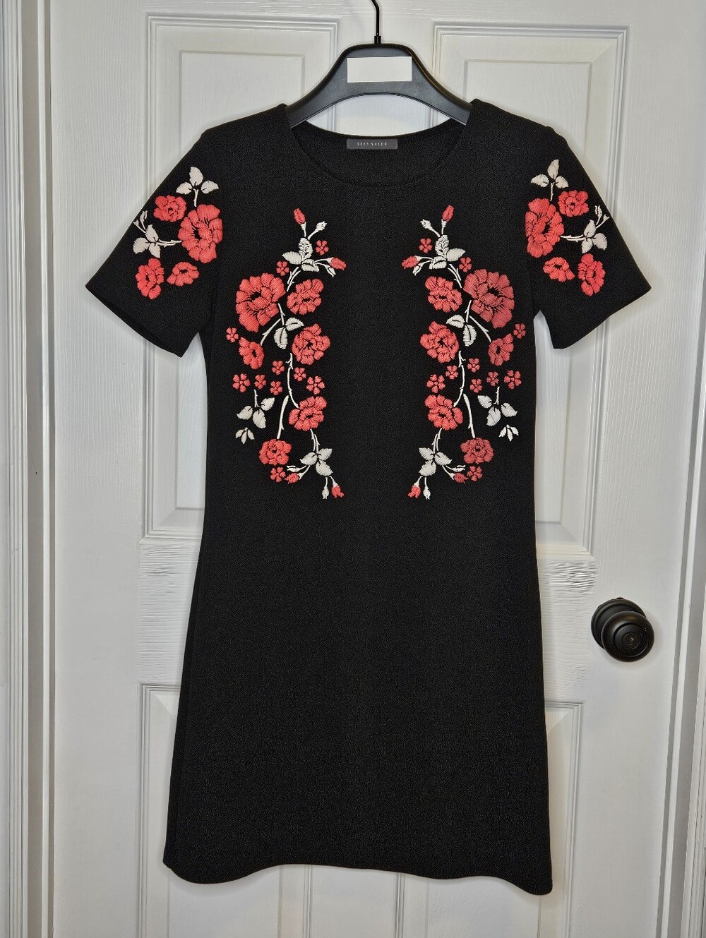 NWOT Suzy Shier Women's Black Mini Dress Short Sleeve Coral Floral Accents M